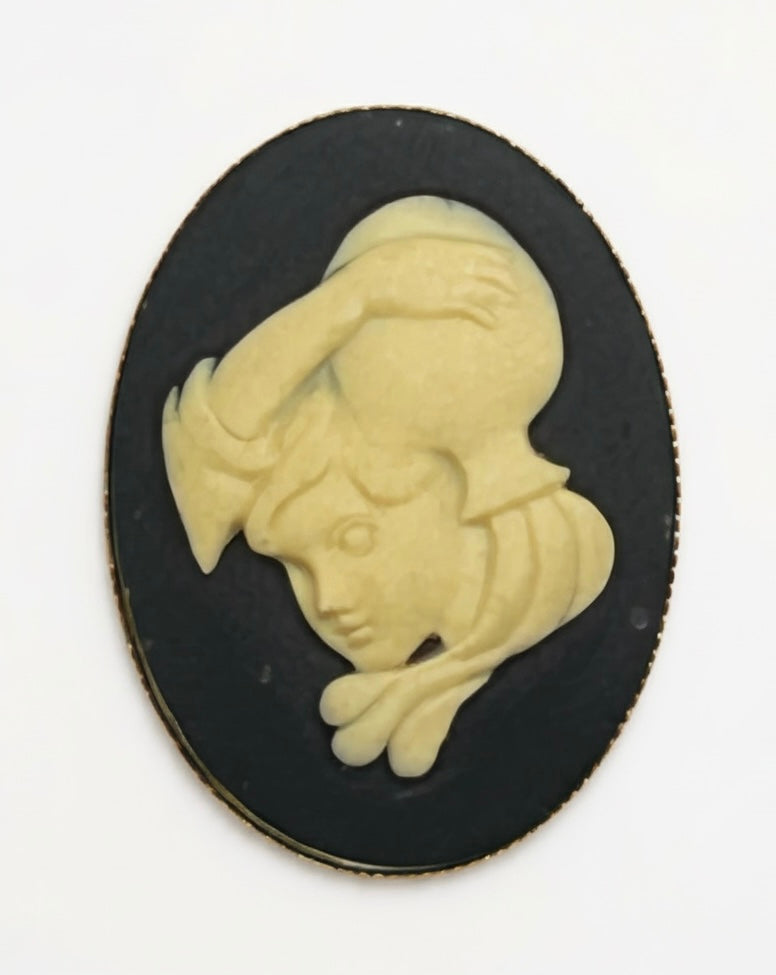 90’s Vintage Zodiac Choker (Scorpio)